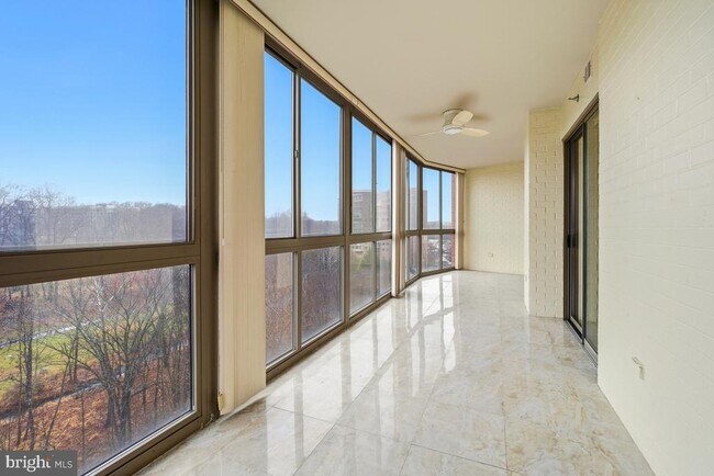 Building Photo - 3100 N Leisure World Blvd