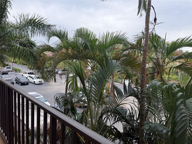 Building Photo - 896 N Federal Hwy