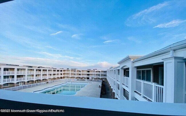 Building Photo - 438 NJ-35