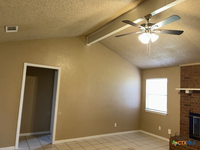 Building Photo - 1805 Galaxy Dr