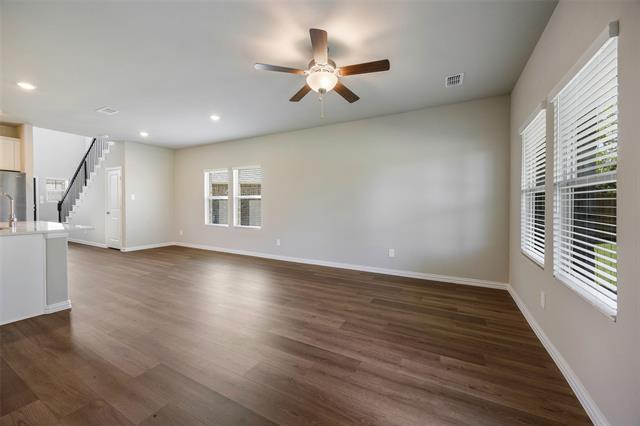 Building Photo - 4018 Sandstone Dr