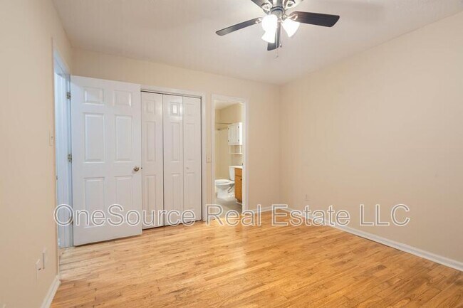 Building Photo - 1037 Travelers Trl