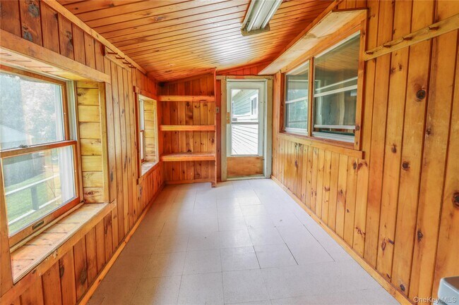 Building Photo - 86 Carpenter Rd