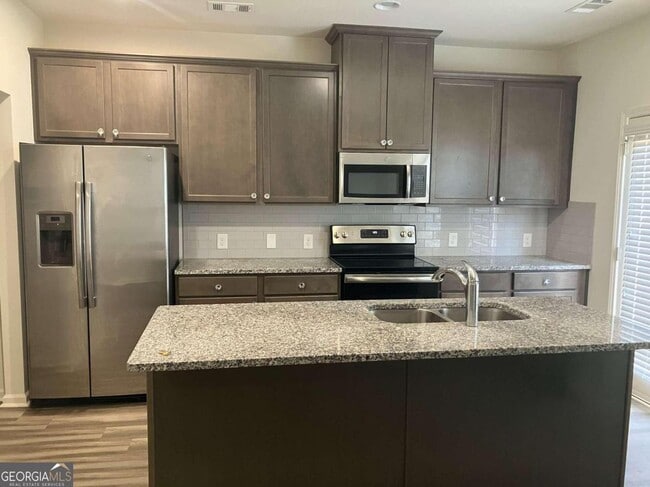 Building Photo - 5243 Mill Way