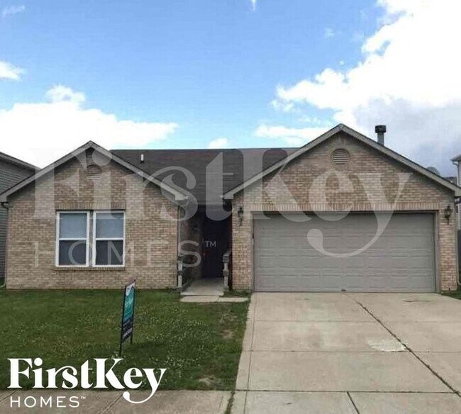 Primary Photo - 9214 Bainbridge Dr