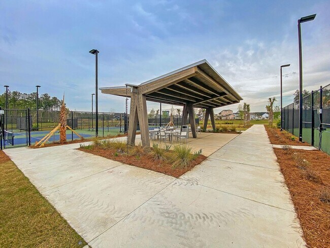 Building Photo - 313 Baritone Rd