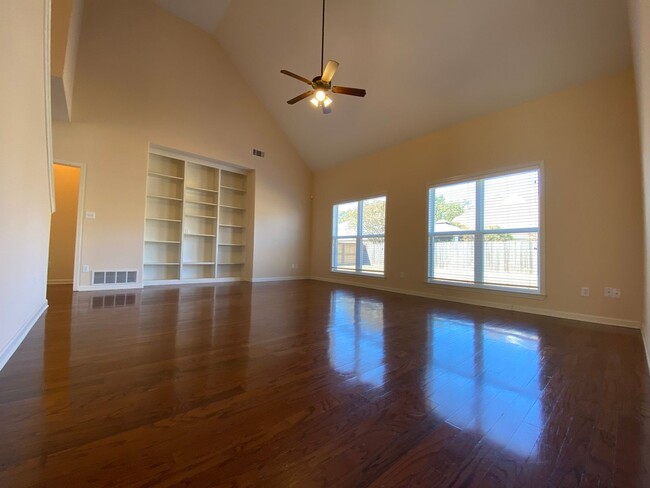 Building Photo - Bartlett 4 Bedroom 2.5 Bath Rental Home in...