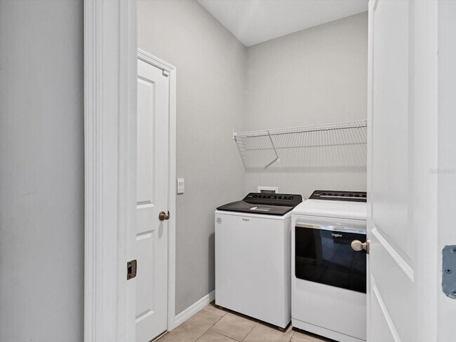 Building Photo - 17605 Cantarina Cove