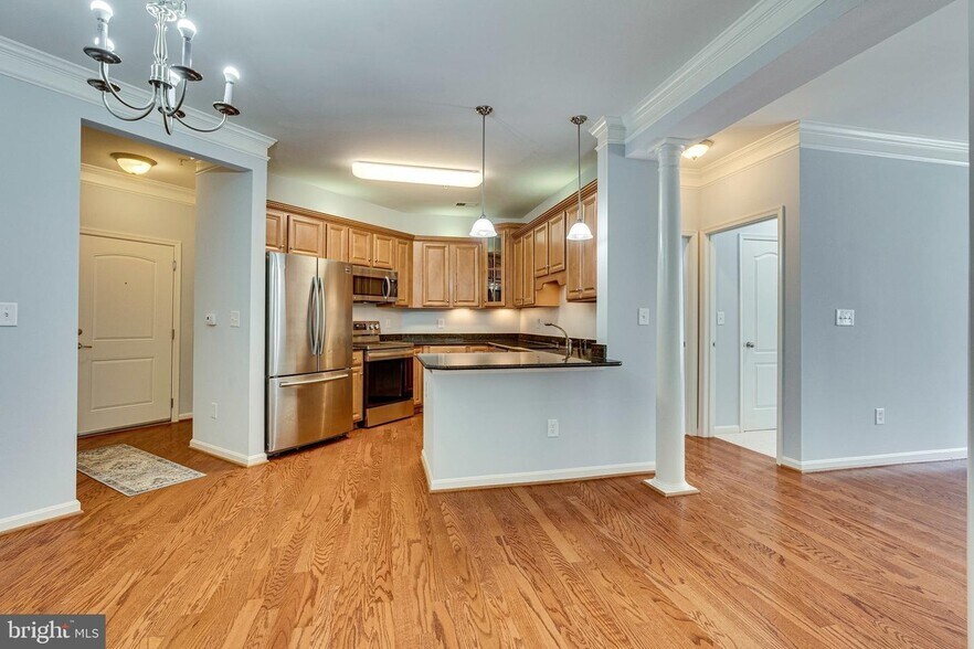 Building Photo - 24701 Byrne Meadow Sq