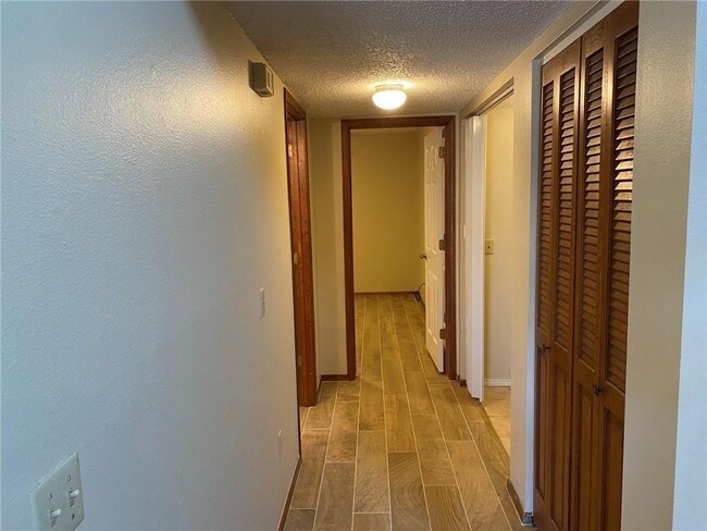Building Photo - 419 N 35th St