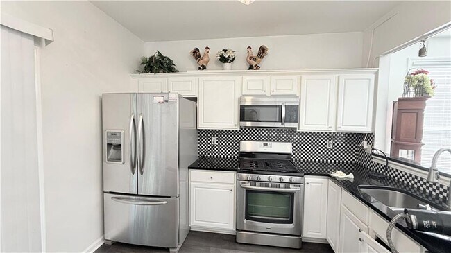Building Photo - 4166 Glenaire Way NW