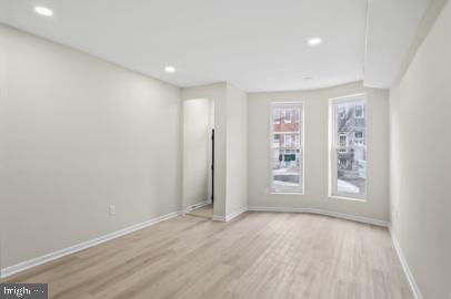 Building Photo - 139 N Lakewood Ave