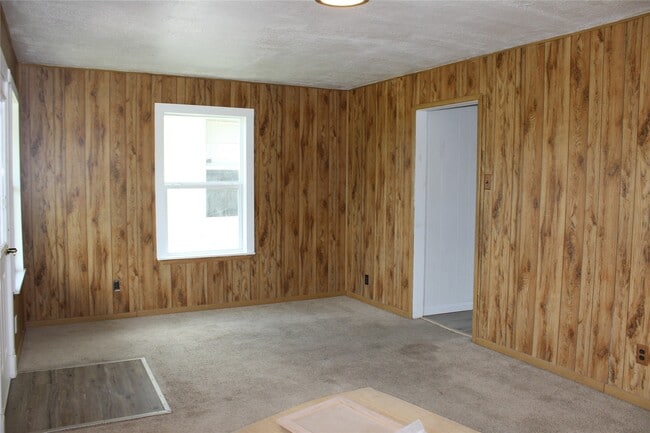 Building Photo - 622 S Hancock St