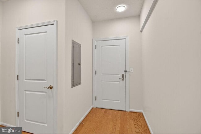 Building Photo - 11700 Old Georgetown Rd