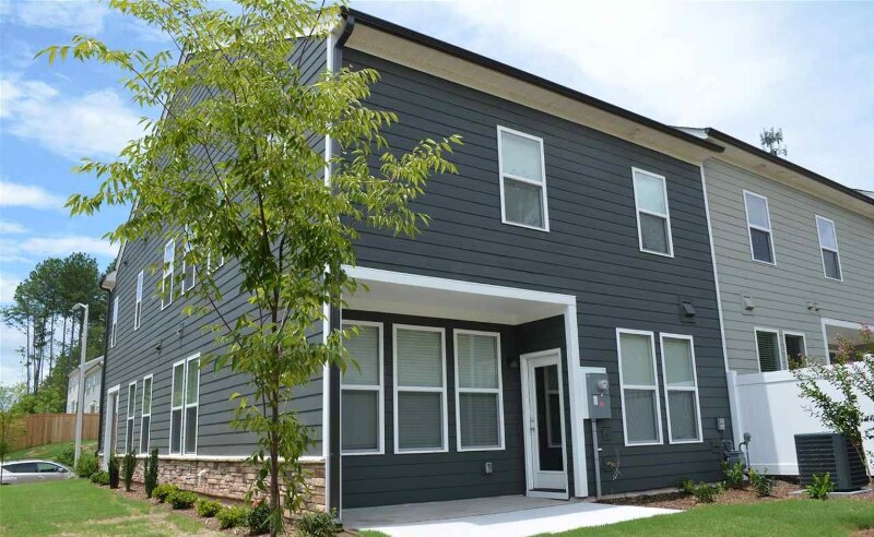 Building Photo - 2002 Chipley Dr