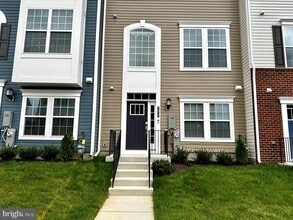 Building Photo - 7817 Barrensdale Rd