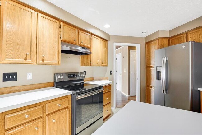 Building Photo - 1075 Mildred Ln SE