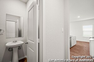 Building Photo - 6003 Bowie Mountain