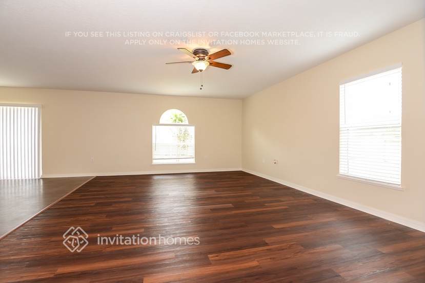 Building Photo - 3309 97th Ln E