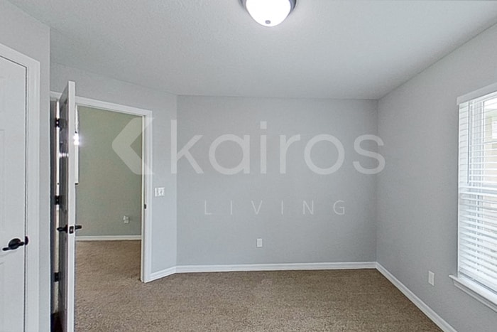 Building Photo - 5623 NW 55th Ave