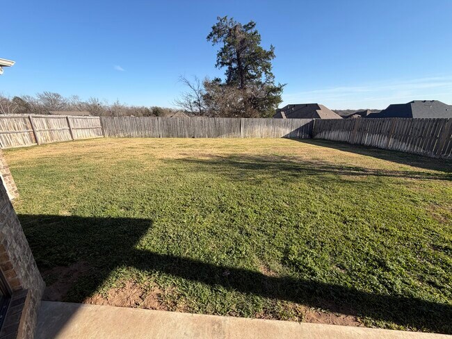 Building Photo - 1019 Stagecoach Bend