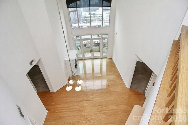 Building Photo - 401 N Church St