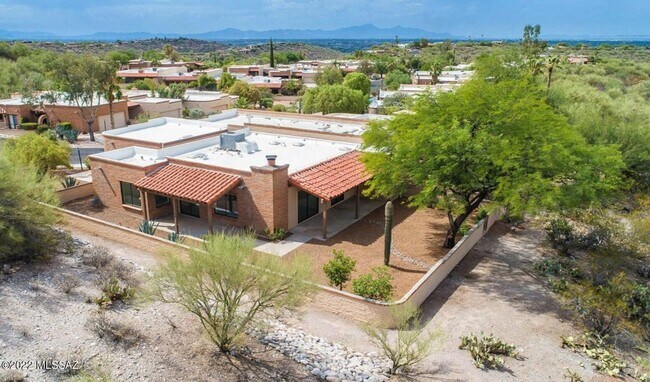 Building Photo - 4989 N Territory Ave