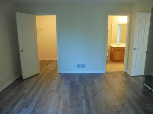 Building Photo - 3110 Ronan Dr
