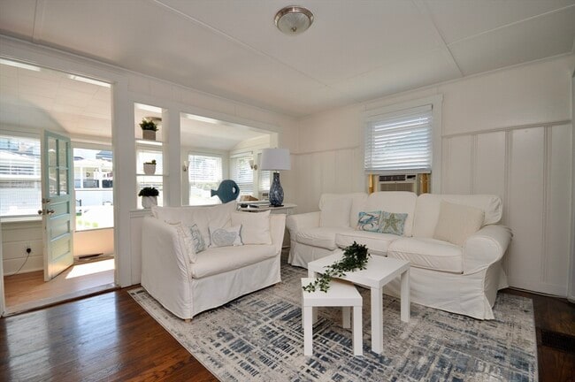 Building Photo - 28 Cochituate Rd