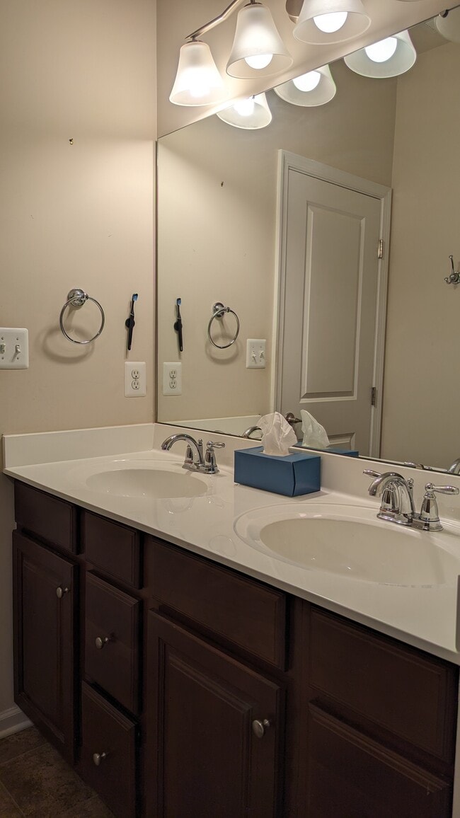 Building Photo - 4500 Fait Ave