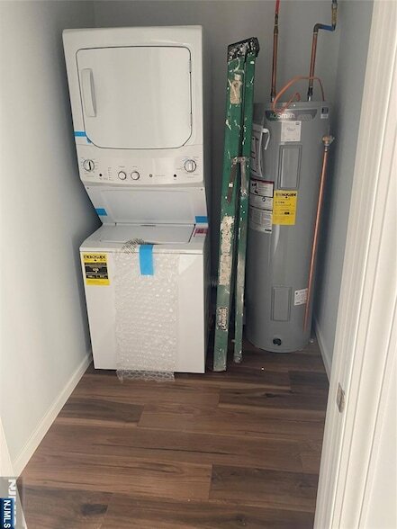 Building Photo - 733 Anderson Ave