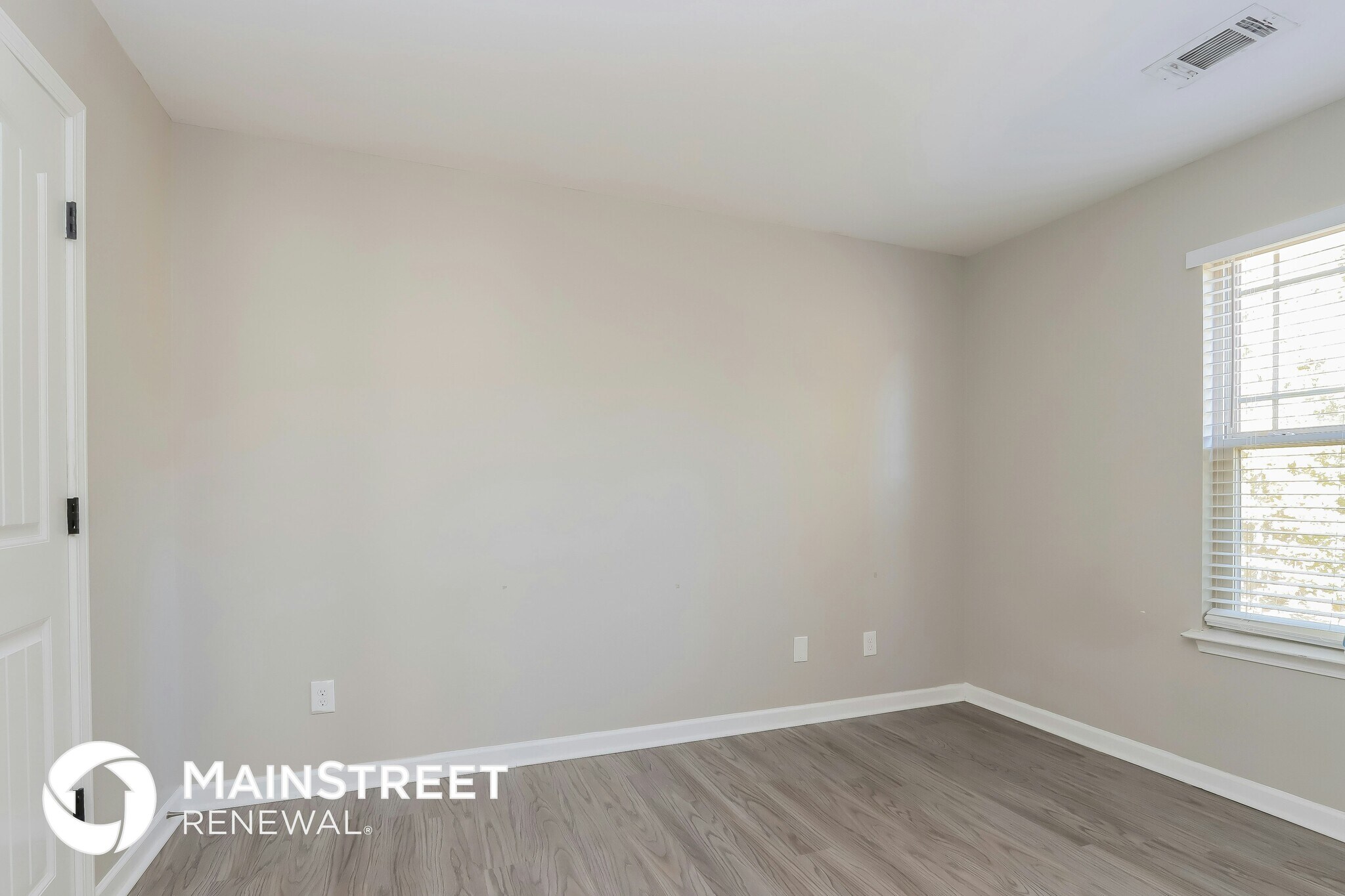 Building Photo - 128 Pristine Dr