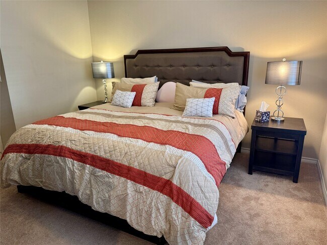 Building Photo - 2400 McCue Rd