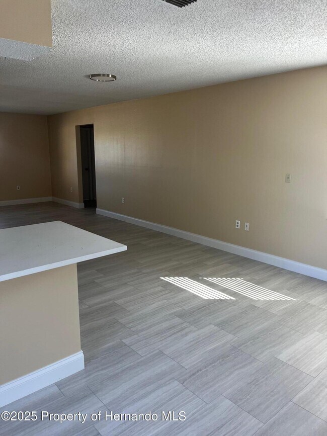 Building Photo - 12474 Drayton Dr