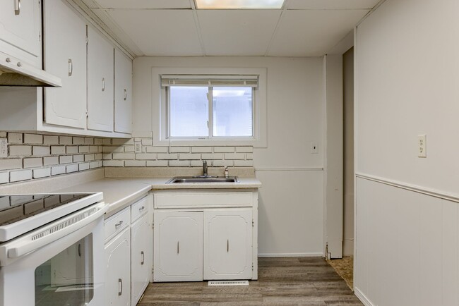 Building Photo - Cozy & Comfortable 2-Bedroom In Gretna!!