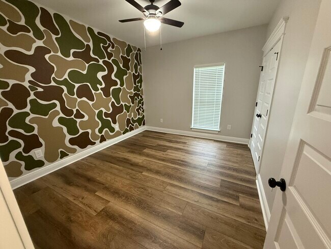 Building Photo - 24251 Misty Ln