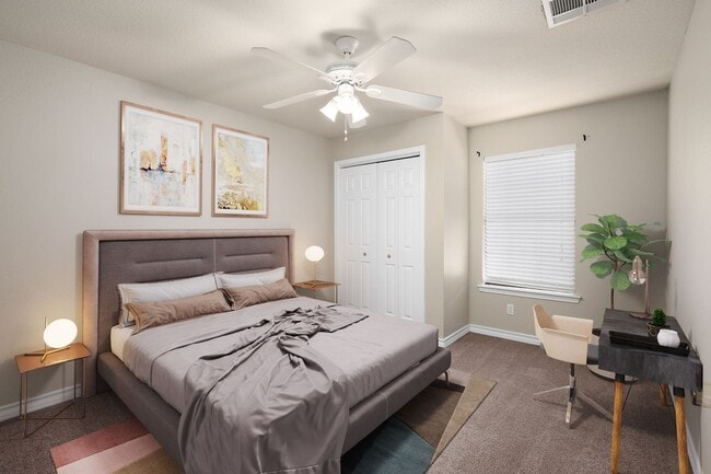 Building Photo - Walk to campus, Walk downtown, Shared Fenced Yard and Courtyard, Flat Rate Utilities!