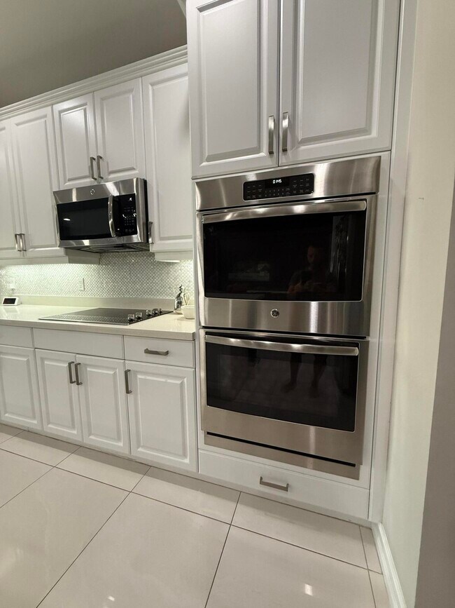 Building Photo - 56 Sabal Ct