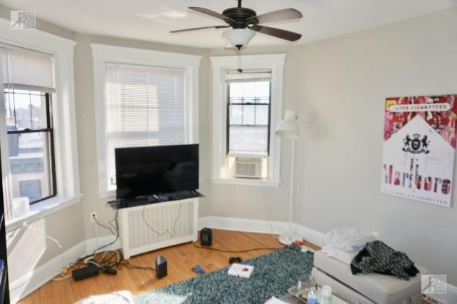 Building Photo - 3 bedroom in Brighton MA 02135