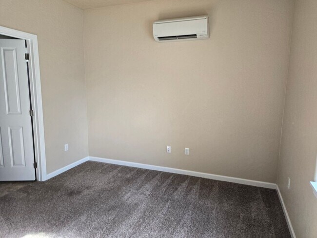 Building Photo - 1531 Tranquil Ln