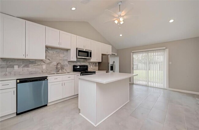 Building Photo - 5138 Danfield Dr