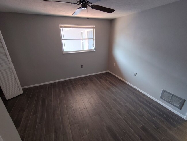 Building Photo - Coming Soon!!  Avaliable May 1, 2025 Spaci...