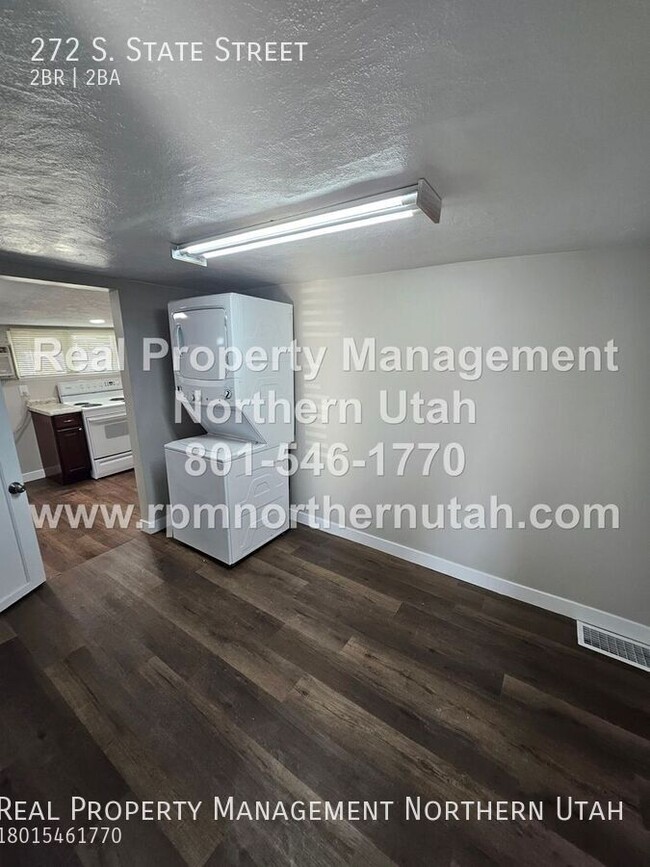 Building Photo - Short Term Rental Available in Clearfield!