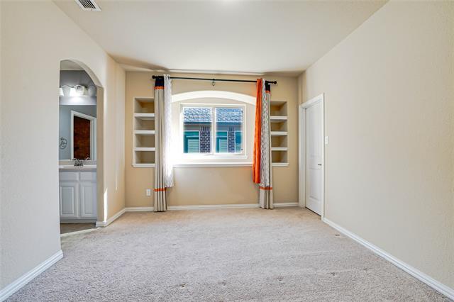 Building Photo - 6844 Westbury Dr