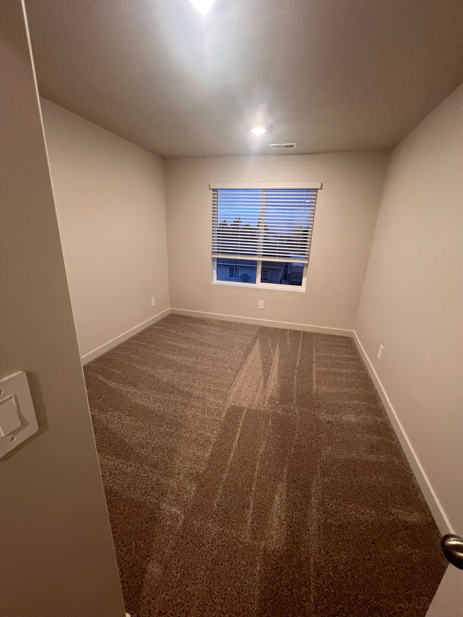 bedroom 4 - 404 W 630 N