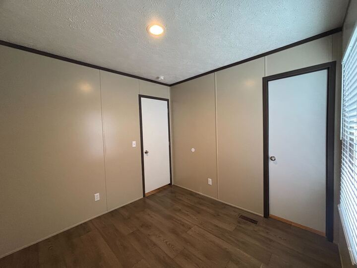 Building Photo - 601 Kathy St