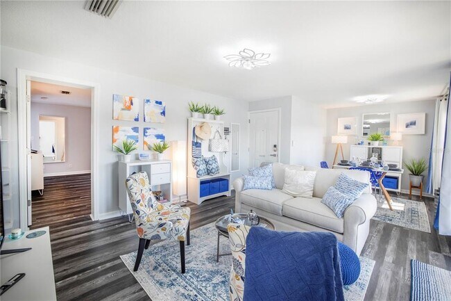 Building Photo - 4816 Snook Dr SE