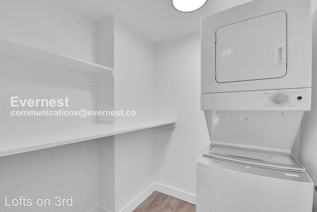 Building Photo - 1401 N 3rd St