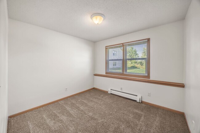 Interior Photo - Clover Creek