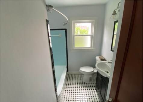 Bathroom - 228 Kenoak Dr